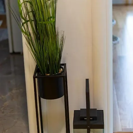 Exclusive Apartment *